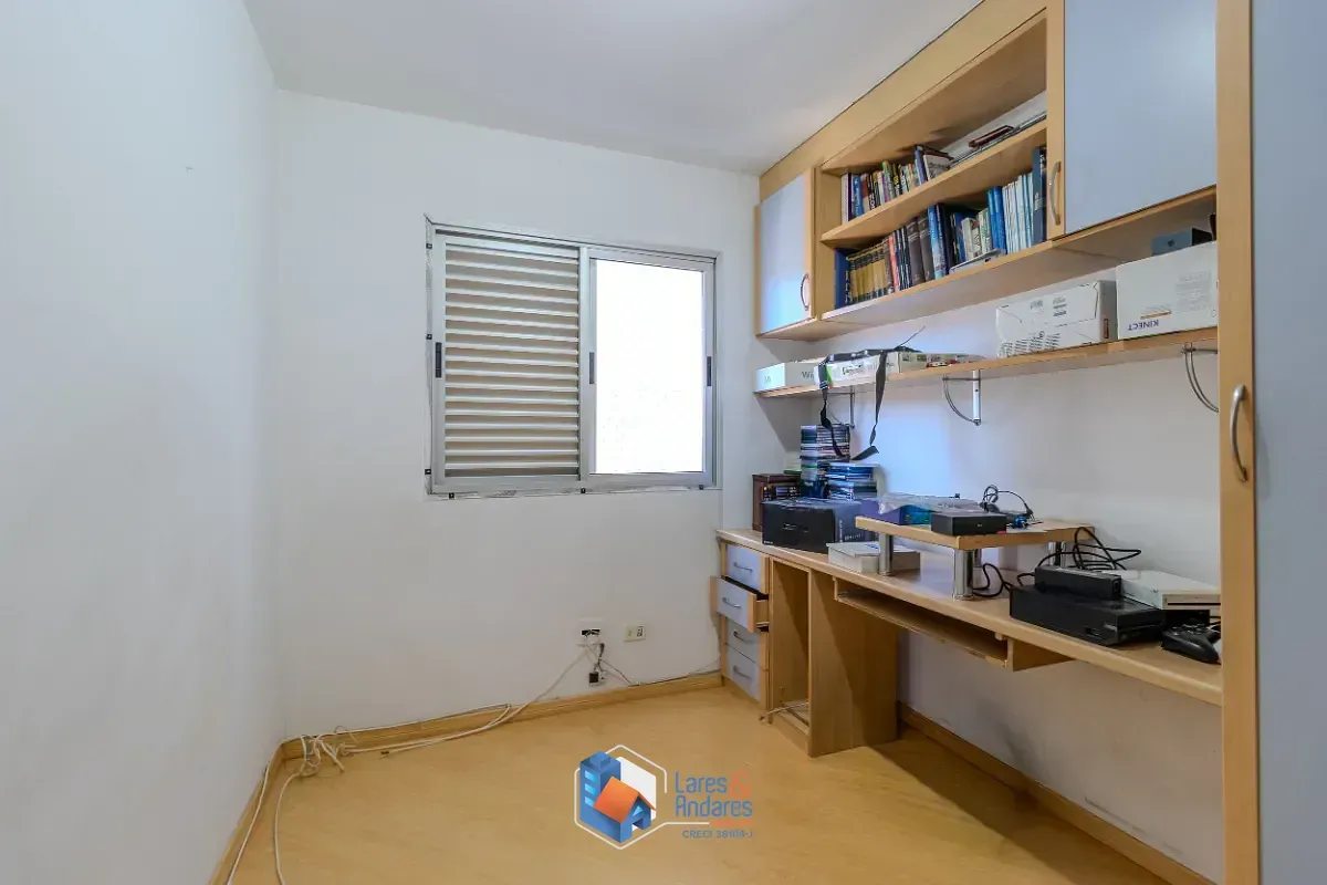 Imagem Apartamento para venda em Chácara Inglesa com 3 quartos, sendo 1 suíte, 75m²