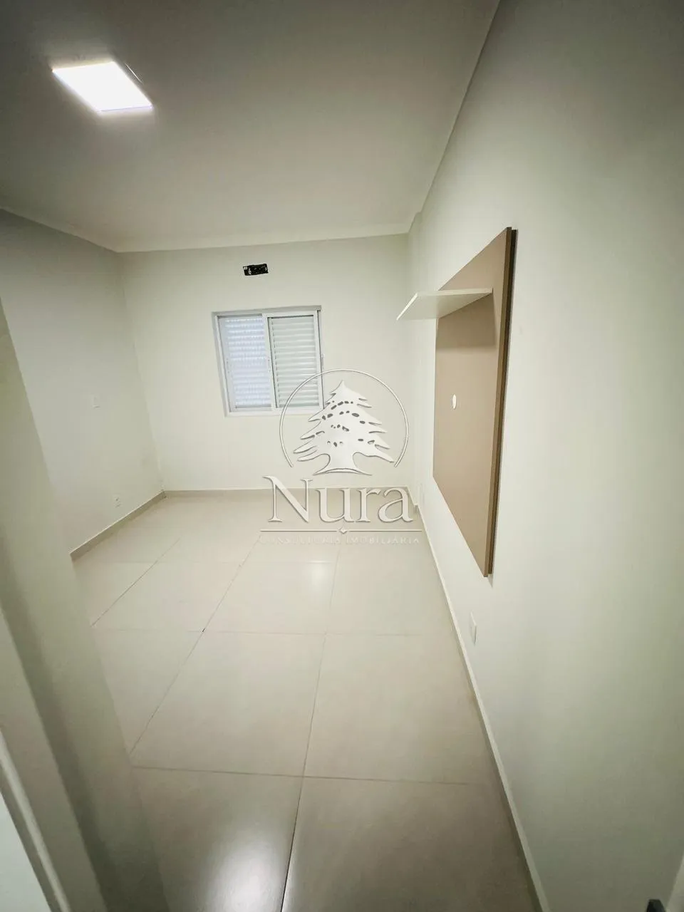 Imagem Apartamento de 2 quartos, 63m² no bairro Ponta da Praia, em Santos
