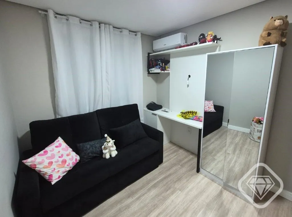 Imagem Apartamento finamente mobiliado no bairro Camaquã!
Já viu uma reforma de Alto Padrão?

Apartament...