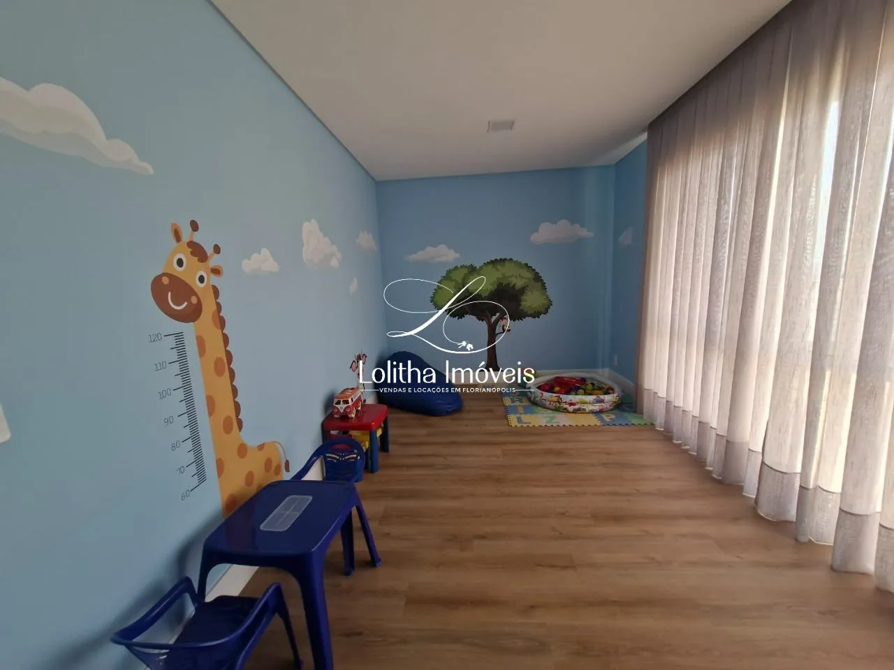 Imagem APARTAMENTO NOVO À VENDA COM CHURRASQUEIRA E VISTA PANORÂMICA EM CAPOEIRAS - FLORIANÓPOLIS/SC