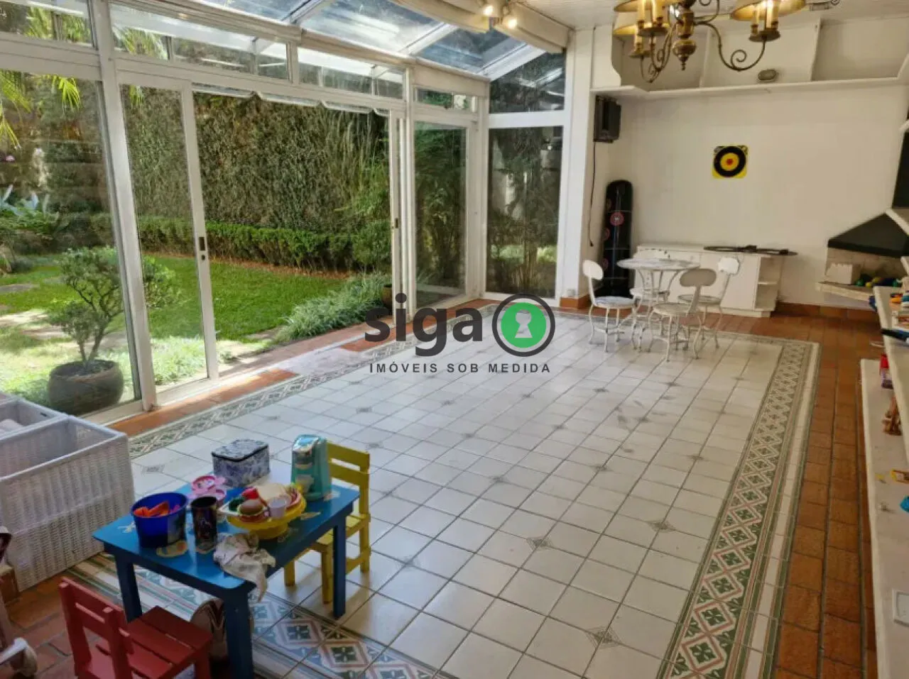 Imagem Residência de Alto Padrão com Projeto Arquitetônico Exclusivo e Eficiência Energética