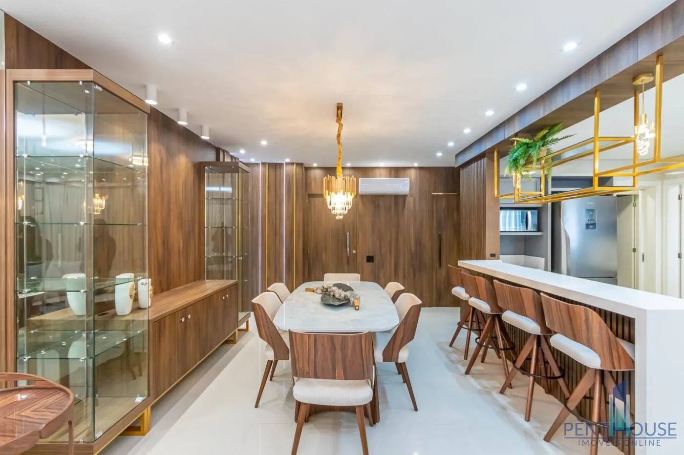 Imagem Apartamento Zona Central para Venda em Balneário Camboriú, CENTRO, 3 dormitórios, 3 suítes, 4 banheiros, 2 vagas
