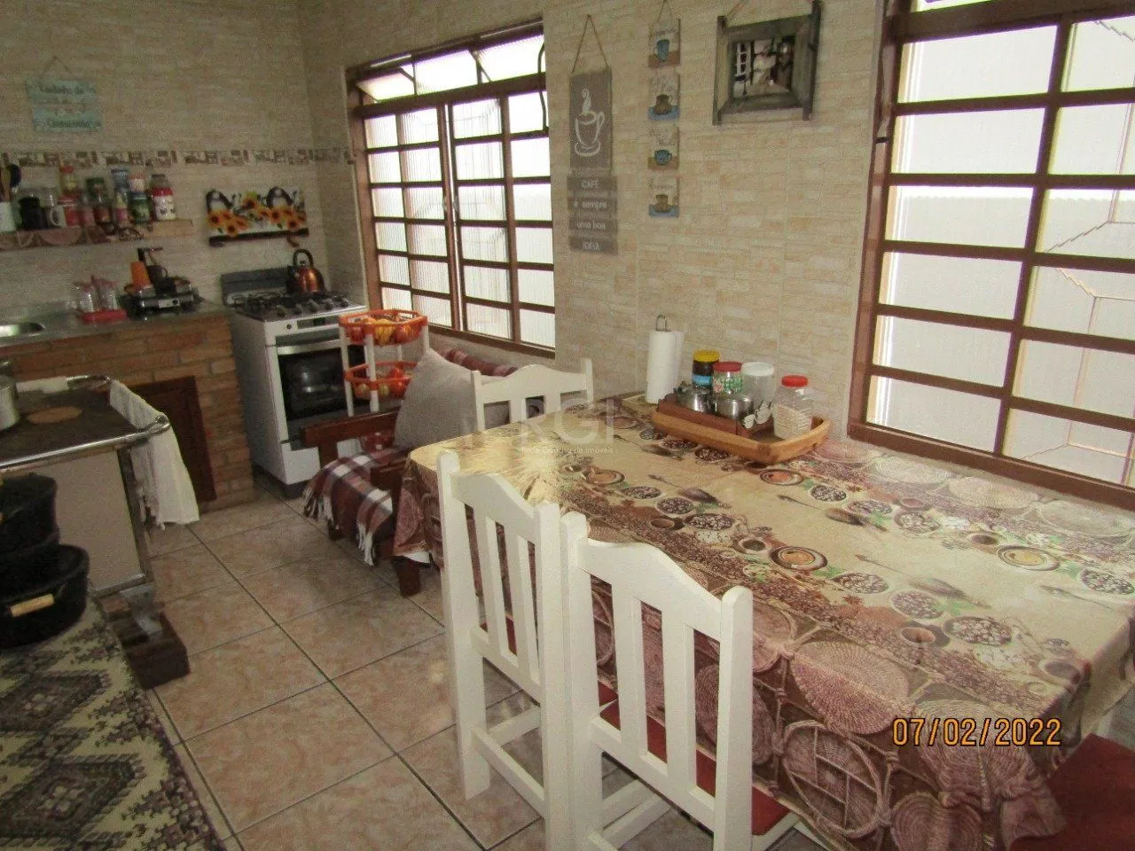 Imagem Casa para Venda - 154.78m², 3 dormitórios, sendo 1 suites, 3 vagas - Camaquã