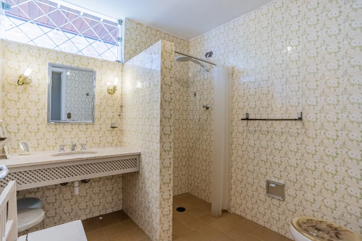 Imagem Casa em condomínio para venda com 3 quartos, sendo 1 suíte, 178m2