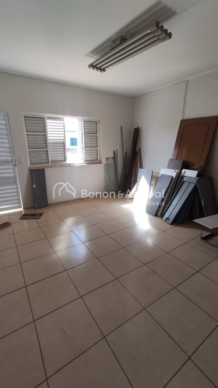 Imagem CASA COM PONTO COMERCIAL EM EXCELENTE LOCALIZAÇÃO PAULINIA/SP