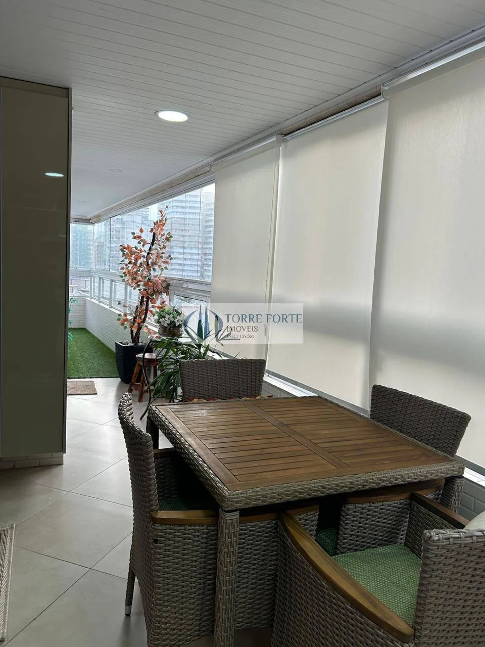Imagem Lindo Apartamento com 2 dormitorios 2 suites 2 vagas no Boqueirão PG.