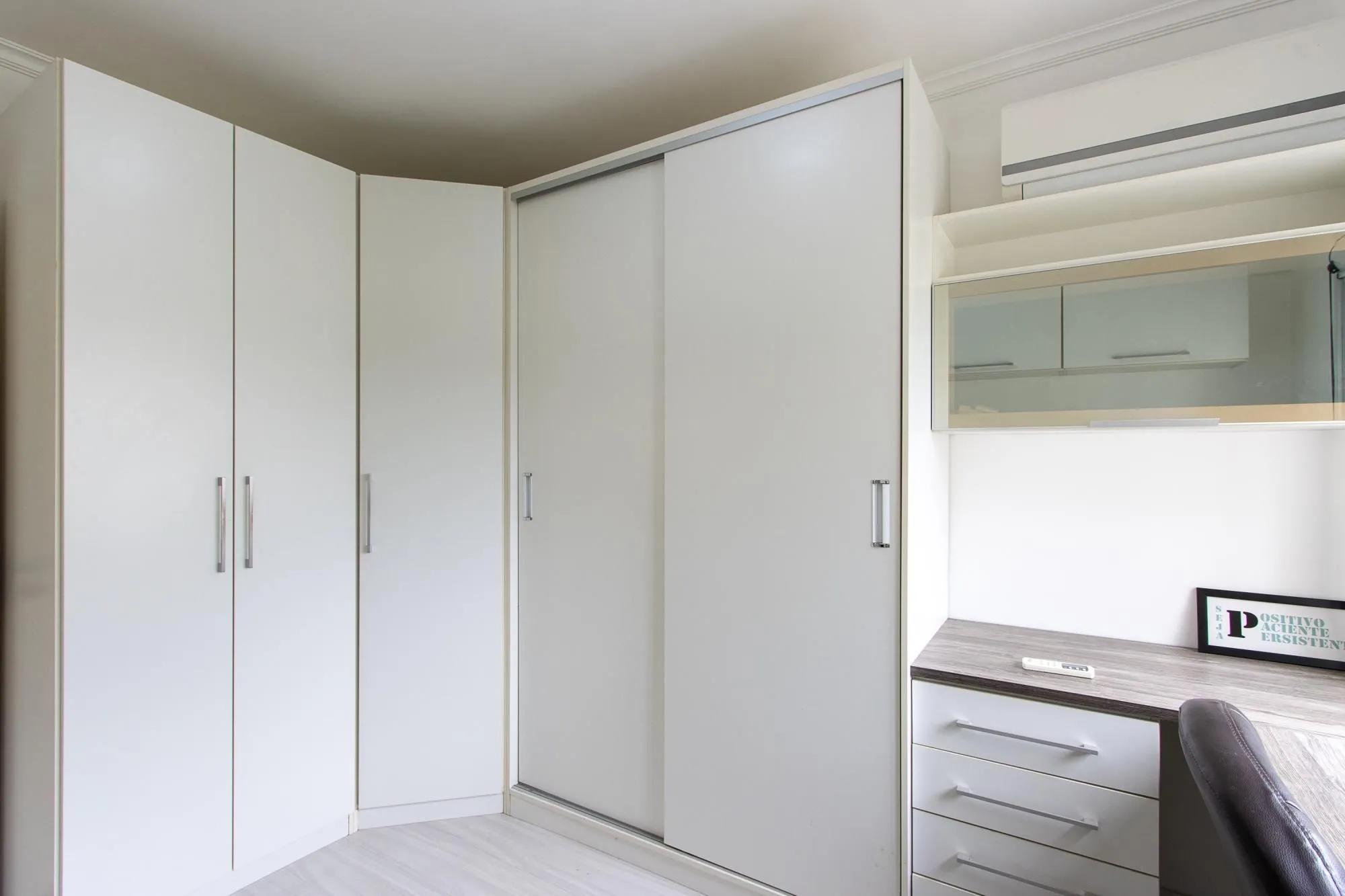 Imagem APARTAMENTO MOBILIADO PARA VENDA , 71m², 3 QUARTOS (1 SUITE), 01 VAGA ESCRITURADA - BAIRRO CAVALHADA