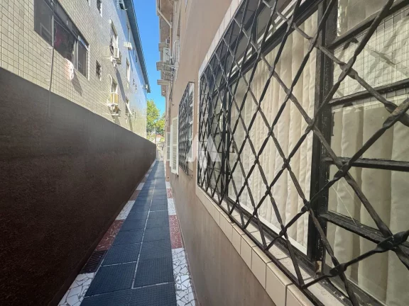 Imagem Apartamento Térreo com 2 dormitórios com garagem Campo Grande, Santos/SP
