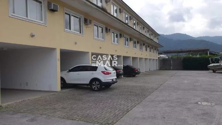 Imagem Imperdível oportunidade: Casa à venda em Angra dos Reis-RJ, Praia da Ribeira (cunhambebe) - 5 quartos, 4 suítes, 5 banheiros, 3 vagas, 250m²!