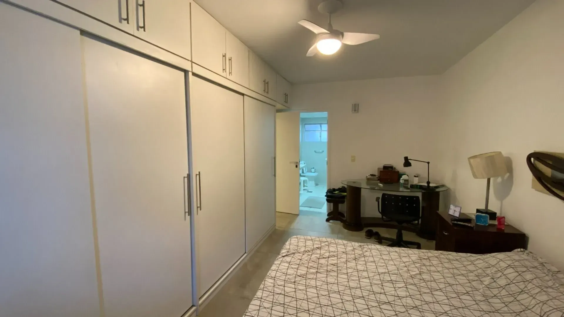 Imagem Apartamento com 3 Quartos à Venda, 240 m² em Pompéia - Santos
