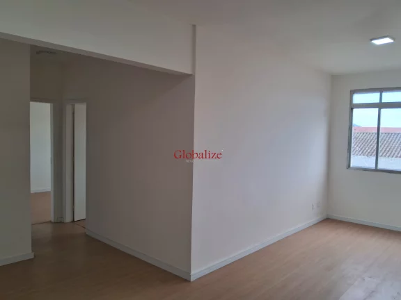 Imagem Lindo apartamento bem espaçoso em Santos na melhor localização do bairro do Estuário com 2 dormitórios e todo reformado à venda por R$ 375.000,00