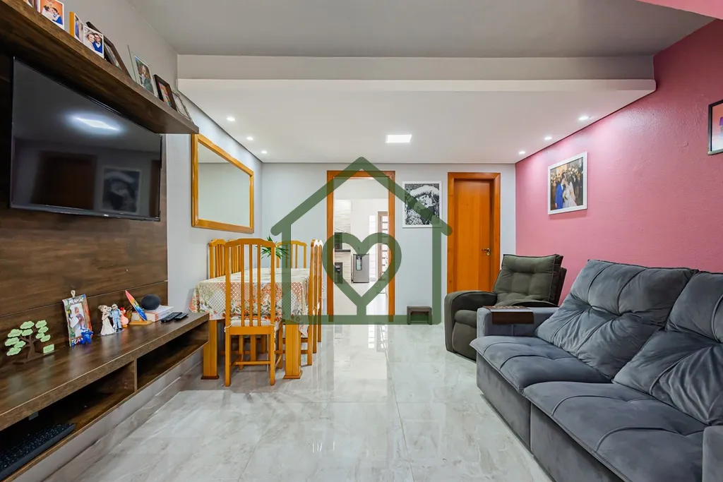 Imagem Descubra seu novo lar no coração do Jardim Ypu, uma das áreas mais residenciais de Porto Alegre. ...