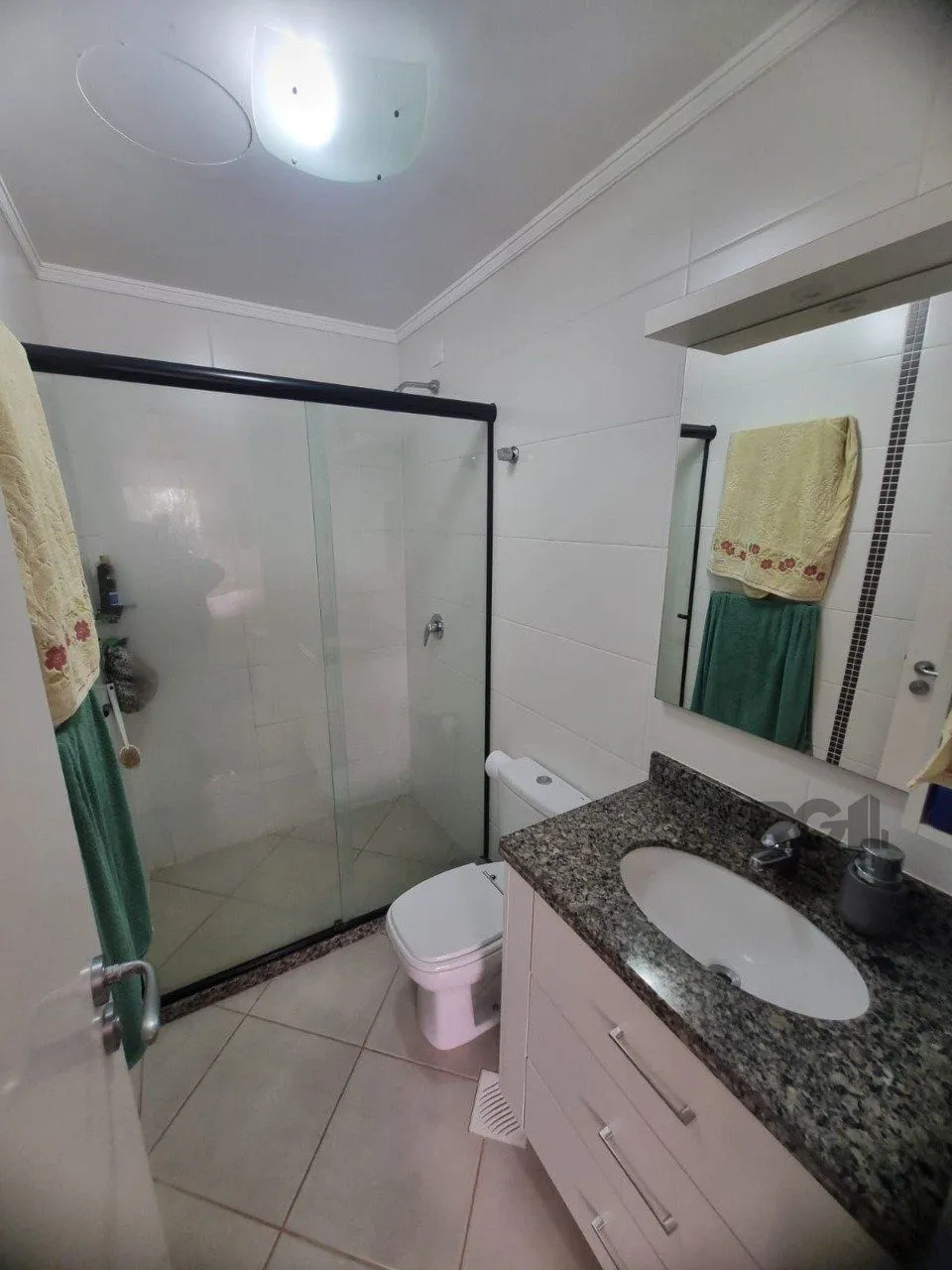 Imagem VENDA DE APARTAMENTO DE01 SUÍTE, INFRA E 02 VAGAS DE GARAGEM - SANTO ANTONIO