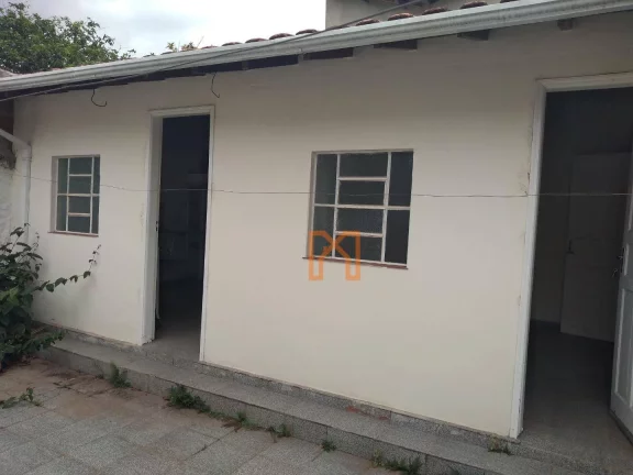 Imagem Casa com 4 dormitórios à venda, 280 m² por R$ 760.000,00 - Varginha - Itajubá/MG