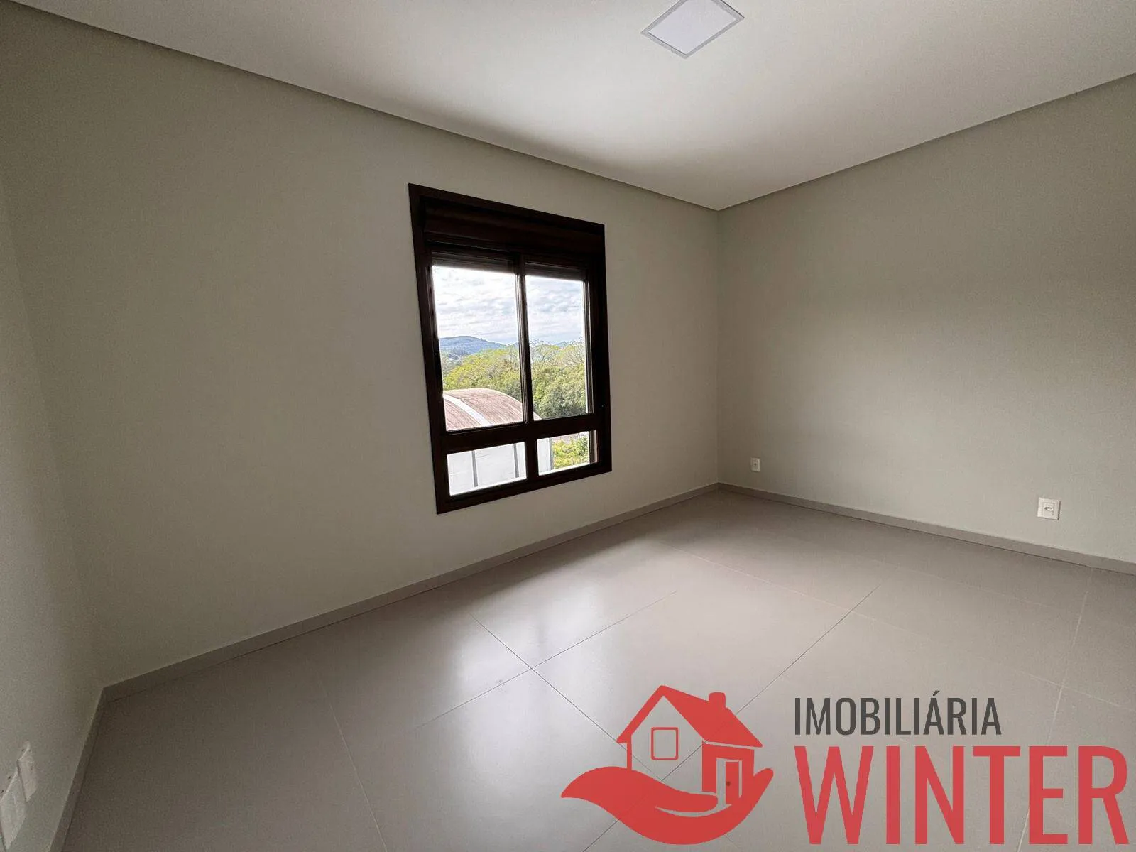 Imagem Apartamento Novo com 2 dormitórios