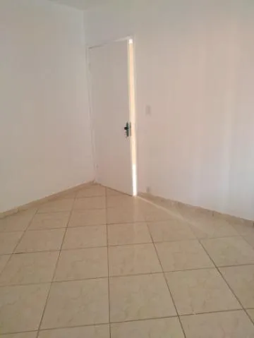 Imagem LOCAÇÃO DE CASA NO JARDIM PLANALTO, EM ARUJÁ/SP, 160m² com 03 dormitórios, suíte, sala, varanda, cozinha e garagem coberta para 01 auto. CONSULTE-NOS.