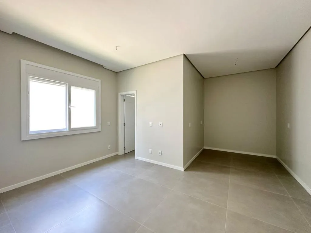 Imagem Casa em Condominio 3 Dormitórios - Bairro Araçá