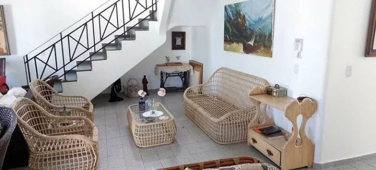 Imagem BELISSIMA CASA DE FRENTE PARA O MAR