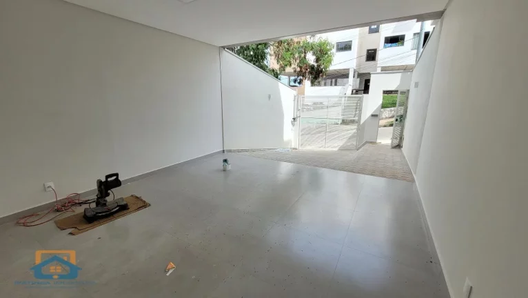 Imagem Casa geminada no bairro Fontes em Ipatinga
