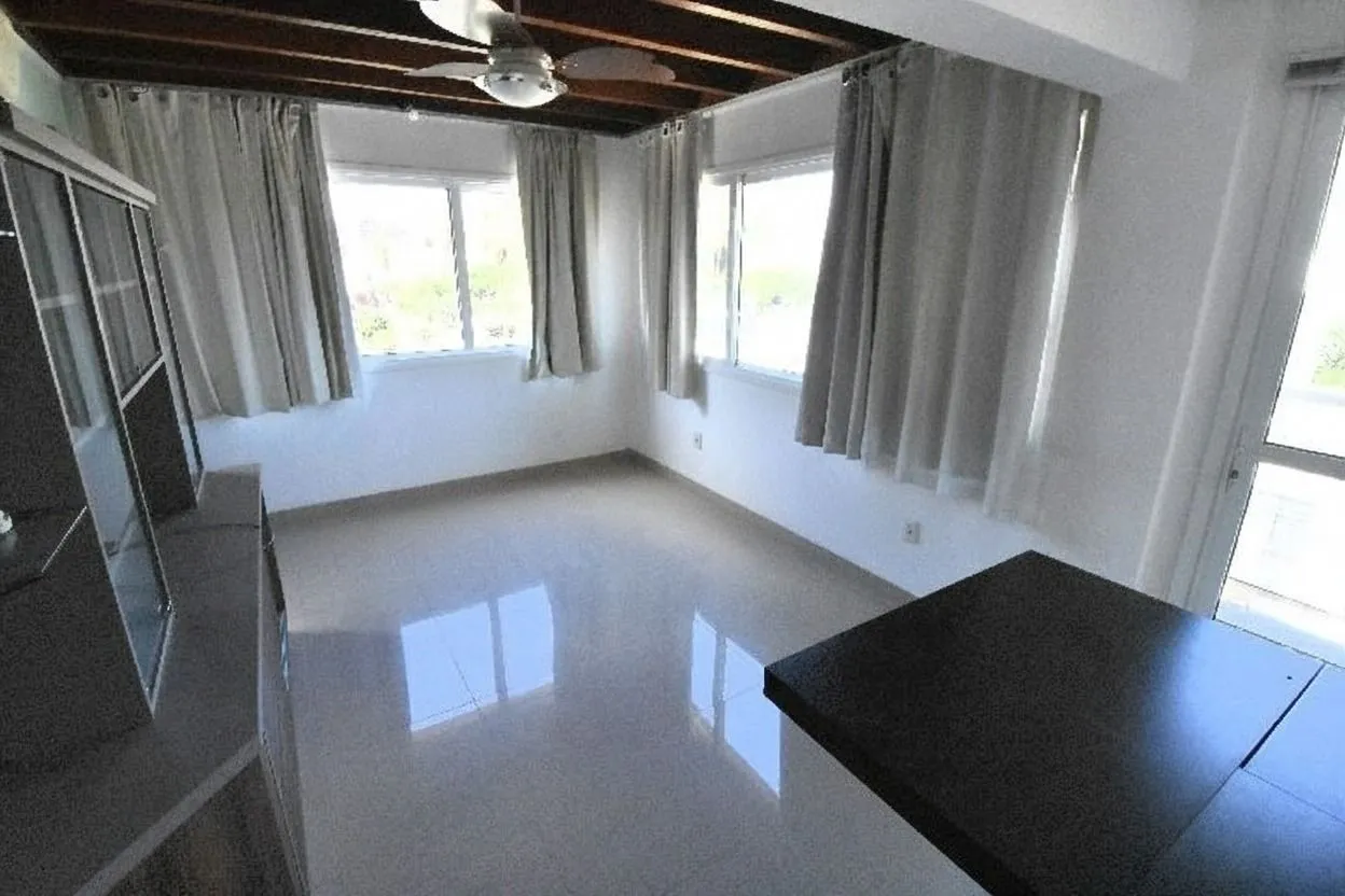 Imagem APARTAMENTO 2 DORMITÓRIOS COM 1 VAGA E SACADA COM CHURRASQUEIRA