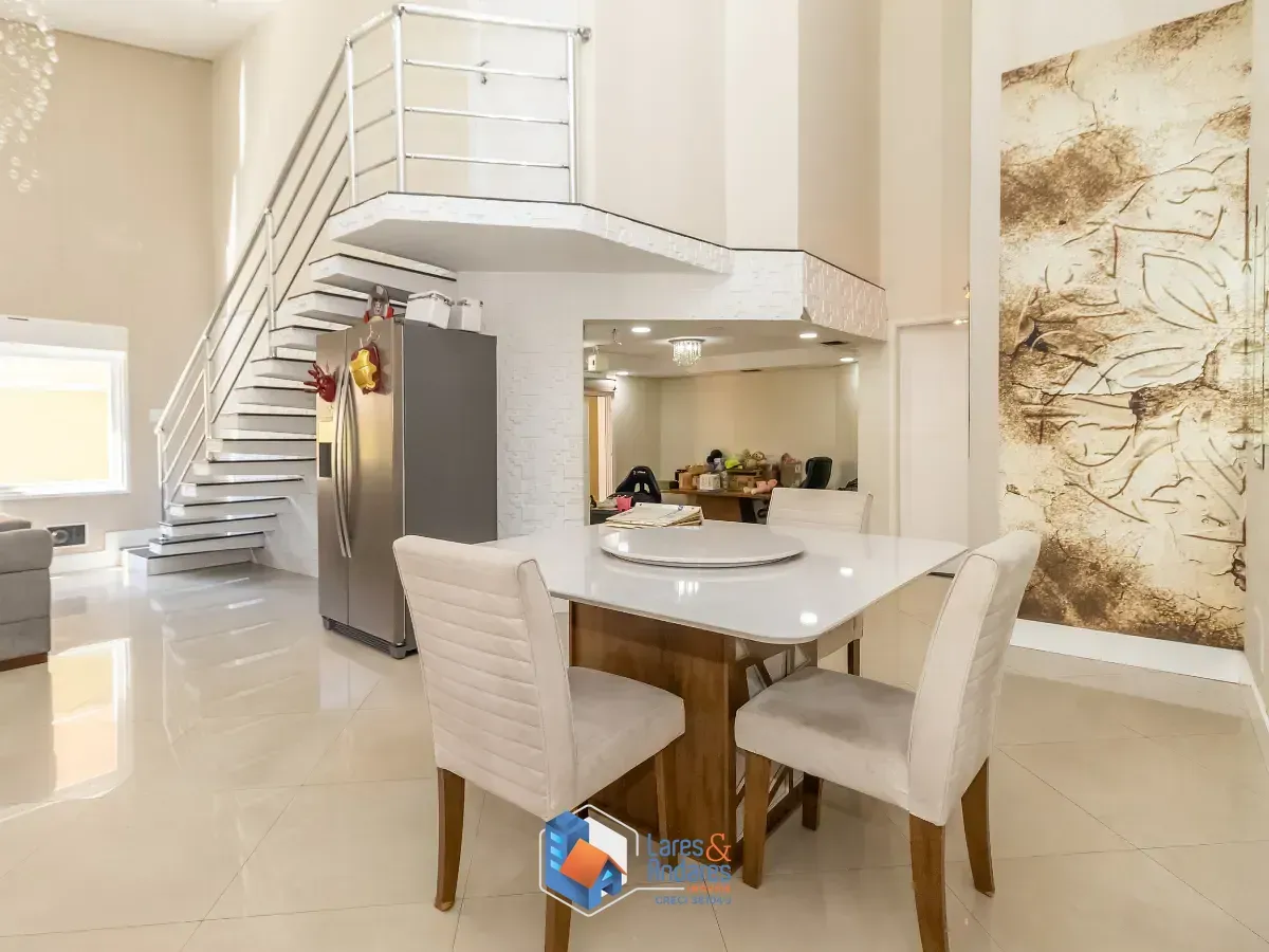 Imagem Casa para venda em City América com 4 quartos, sendo 2 suítes, 246m²