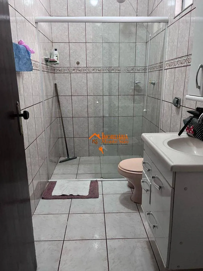 Imagem Sobrado com 3 dormitórios à venda, 210 m² por R$ 670.000,00 - Jardim São Domingos - Guarulhos/SP