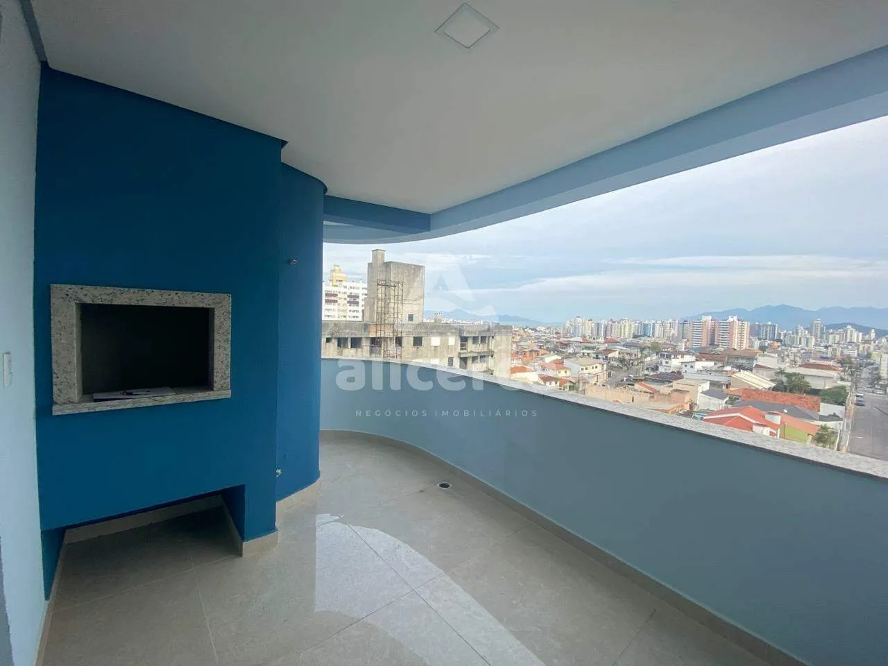 Imagem Excelente apartamento, com 92,38 m² de área privativa, ambientes amplos e uma combinação perfeita entre conforto, praticide e Vista mar.