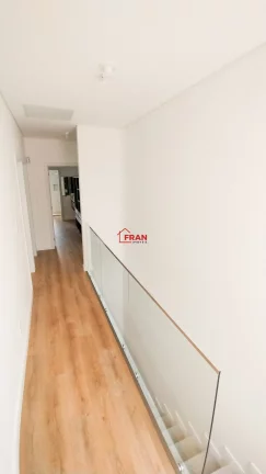 Imagem Belissíma Casa moderna 2 pavimentos com 3 Suite 2 vgas,.