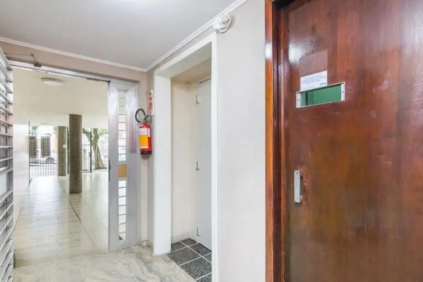 Imagem Apartamento com 3 Quartos e 2 banheiros à Venda, 120 m² privitivos com elevador