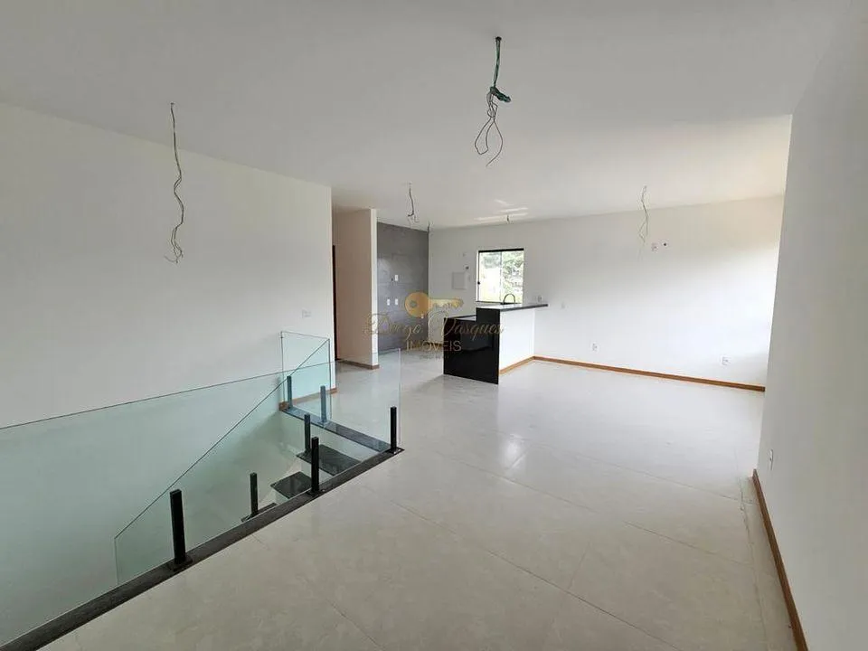 Imagem Casa em Condomínio para Venda em Teresópolis / RJ no bairro Golfe