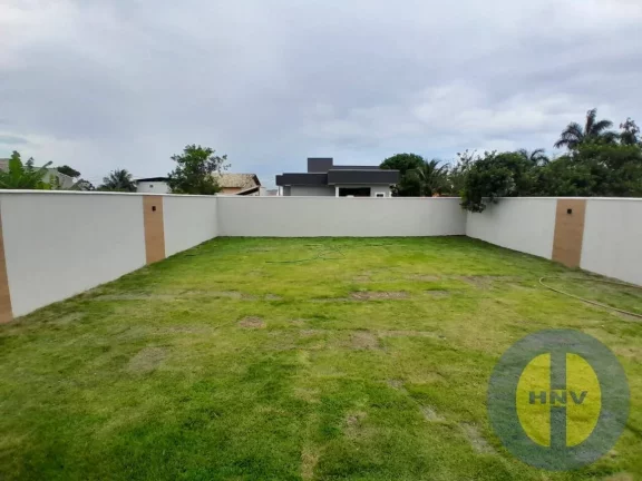 Imagem Casa de terreno inteiro Excelente, com acabamento fino em Itaipuaçú!