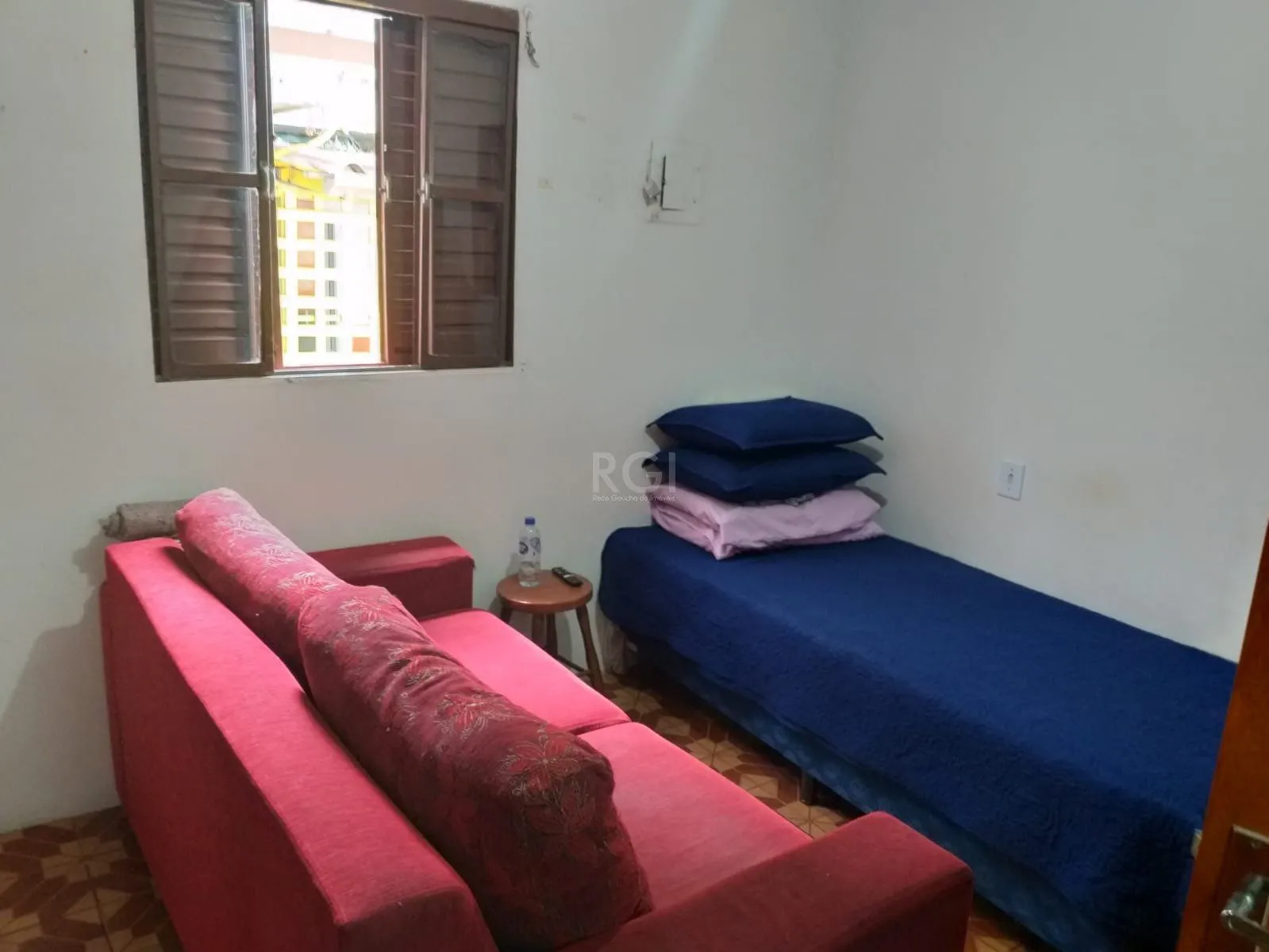 Imagem Casa para Venda - 136m², 4 dormitórios, 1 vaga - Agronomia