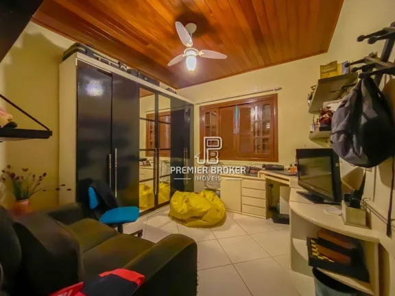 Imagem Casa à venda, 147 m² por R$ 670.000,00 - Albuquerque - Teresópolis/RJ