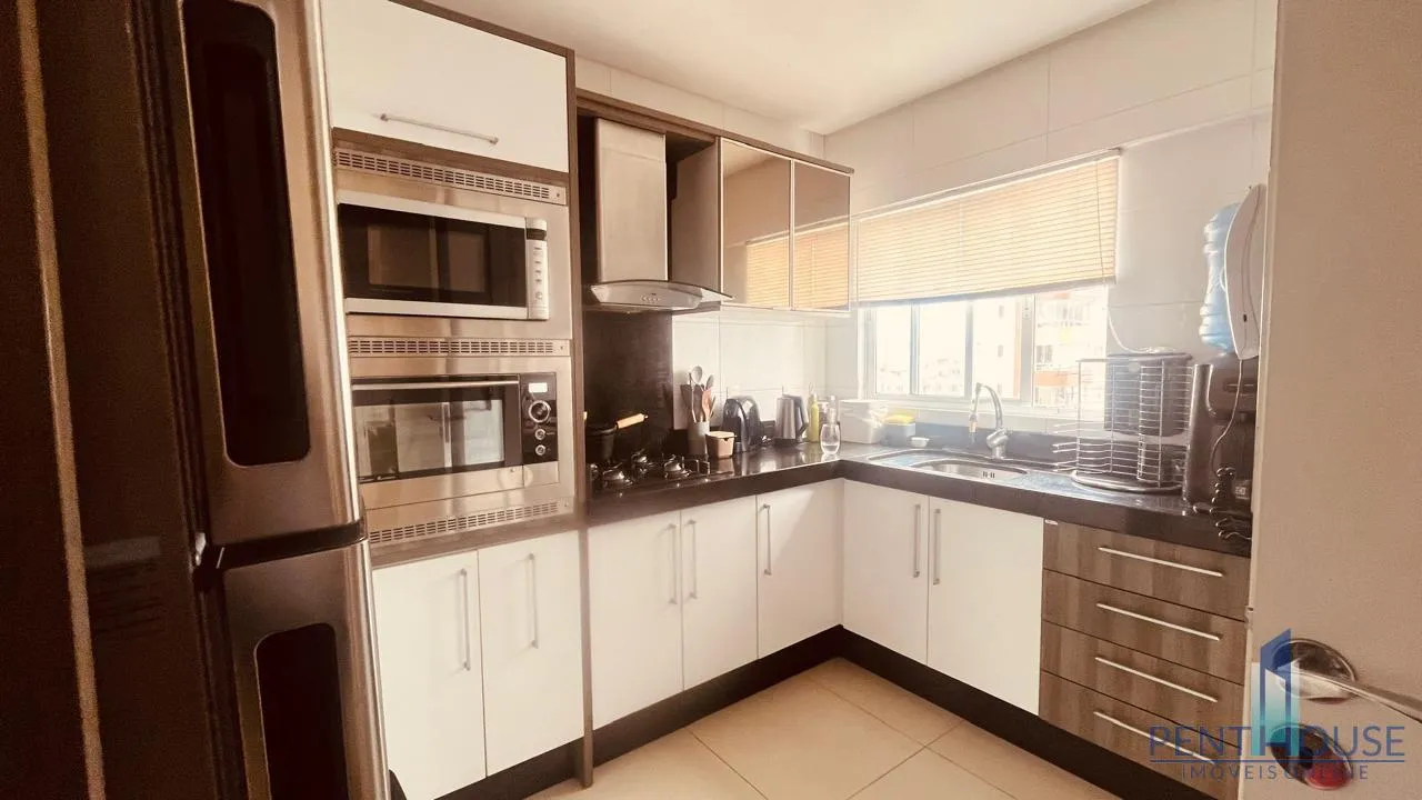 Imagem Apartamento Zona Central para Venda em Balneário Camboriú, CENTRO, 3 dormitórios, 3 suítes, 4 banheiros, 2 vagas