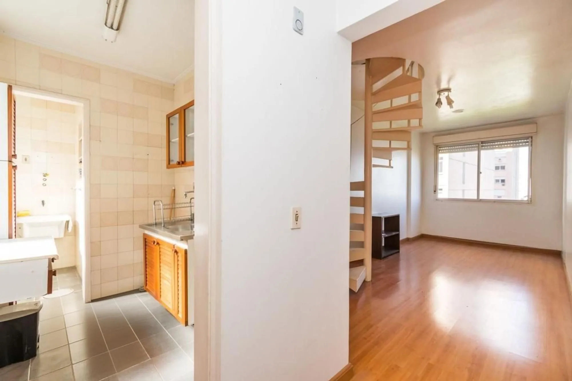 Imagem Cobertura com 2 quartos e 84m² à venda em Centro Histórico, Porto Alegre.
