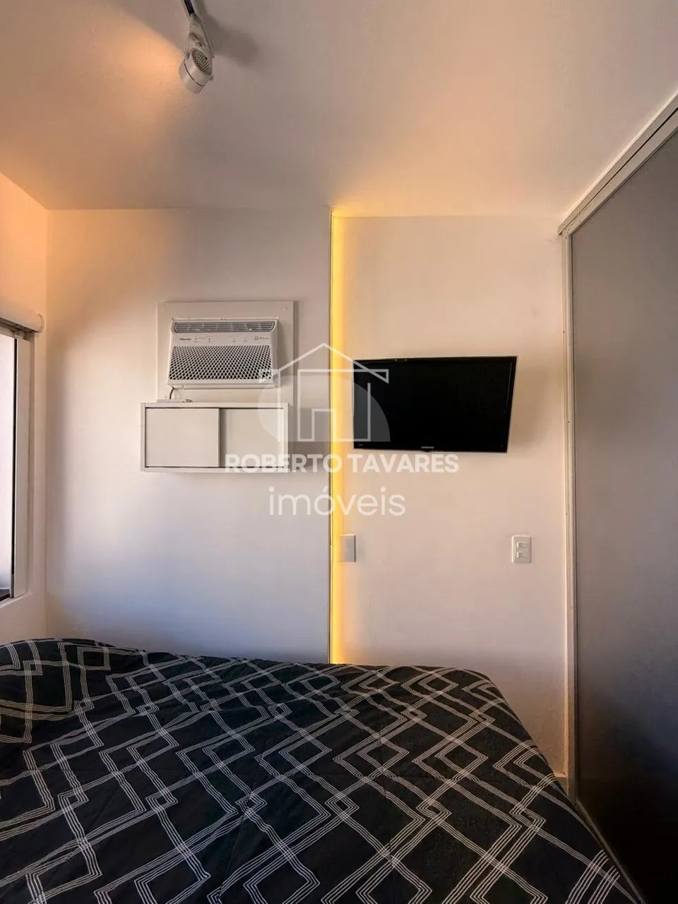 Imagem Apartamento acaba de ser reformado - Mobiliado e com enxoval completo para operar como Airbnb.
