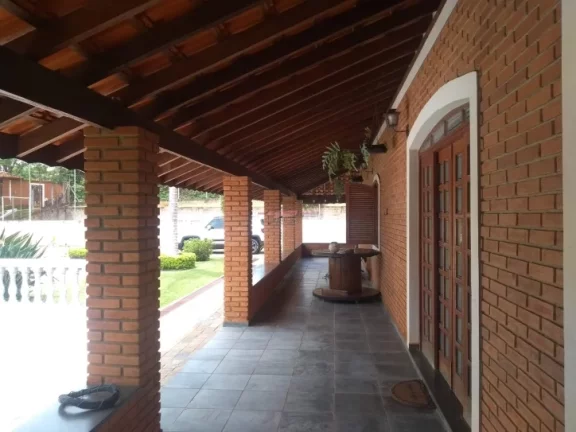 Imagem Lindíssima Chácara em condomínio fechado com toda infraestrutura