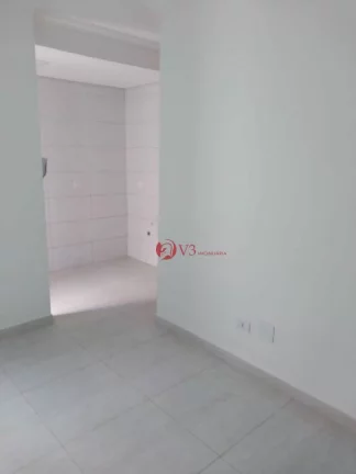 Foto do imóvel Apartamentos a venda a 700 metros do metro Patriarca, com 2 dormitorios, sala, cozinha e lavanderia.