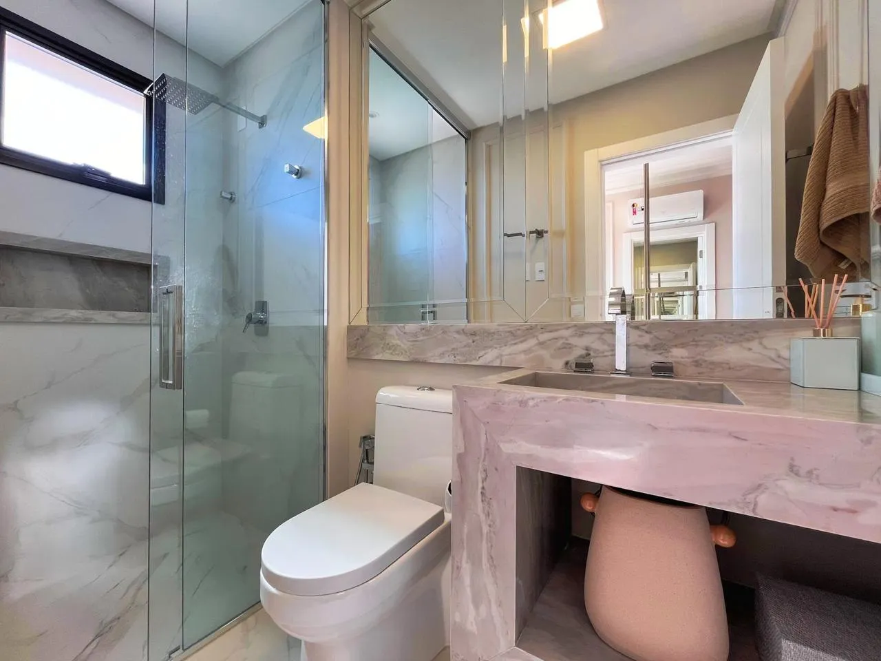 Imagem Apartamento com vista para o mar à venda com 186m2 por R$ 6.500.000,00