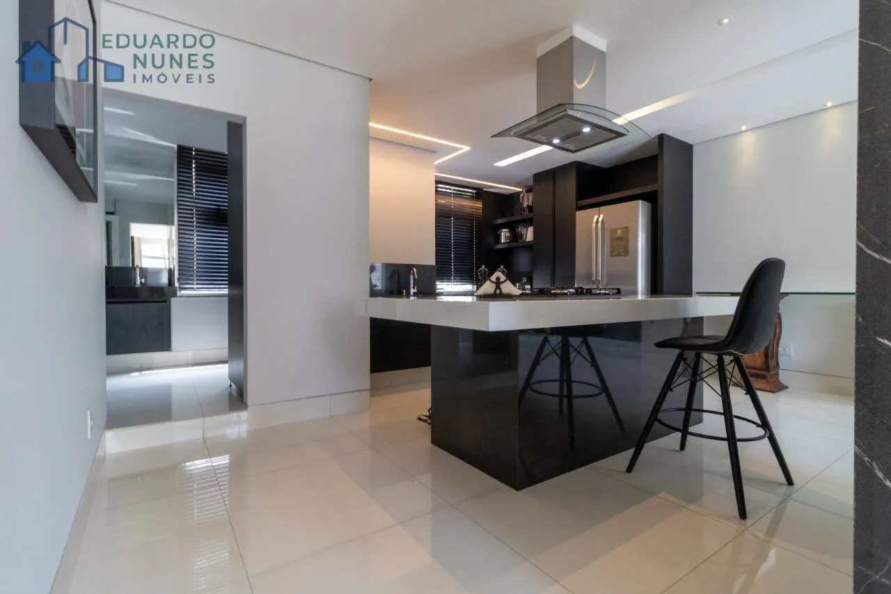 Imagem APARTAMENTO TODO REFORMADO NO LOURDES!