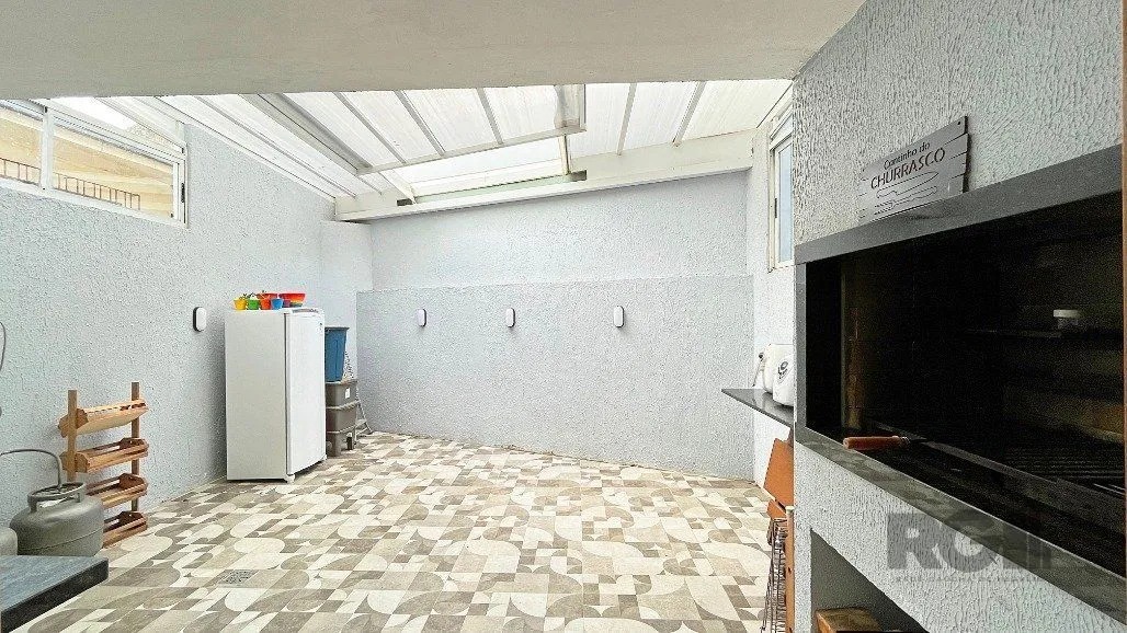 Imagem Sobrado para Venda - 218m², 4 dormitórios, sendo 3 suites, 2 vagas - Ipanema