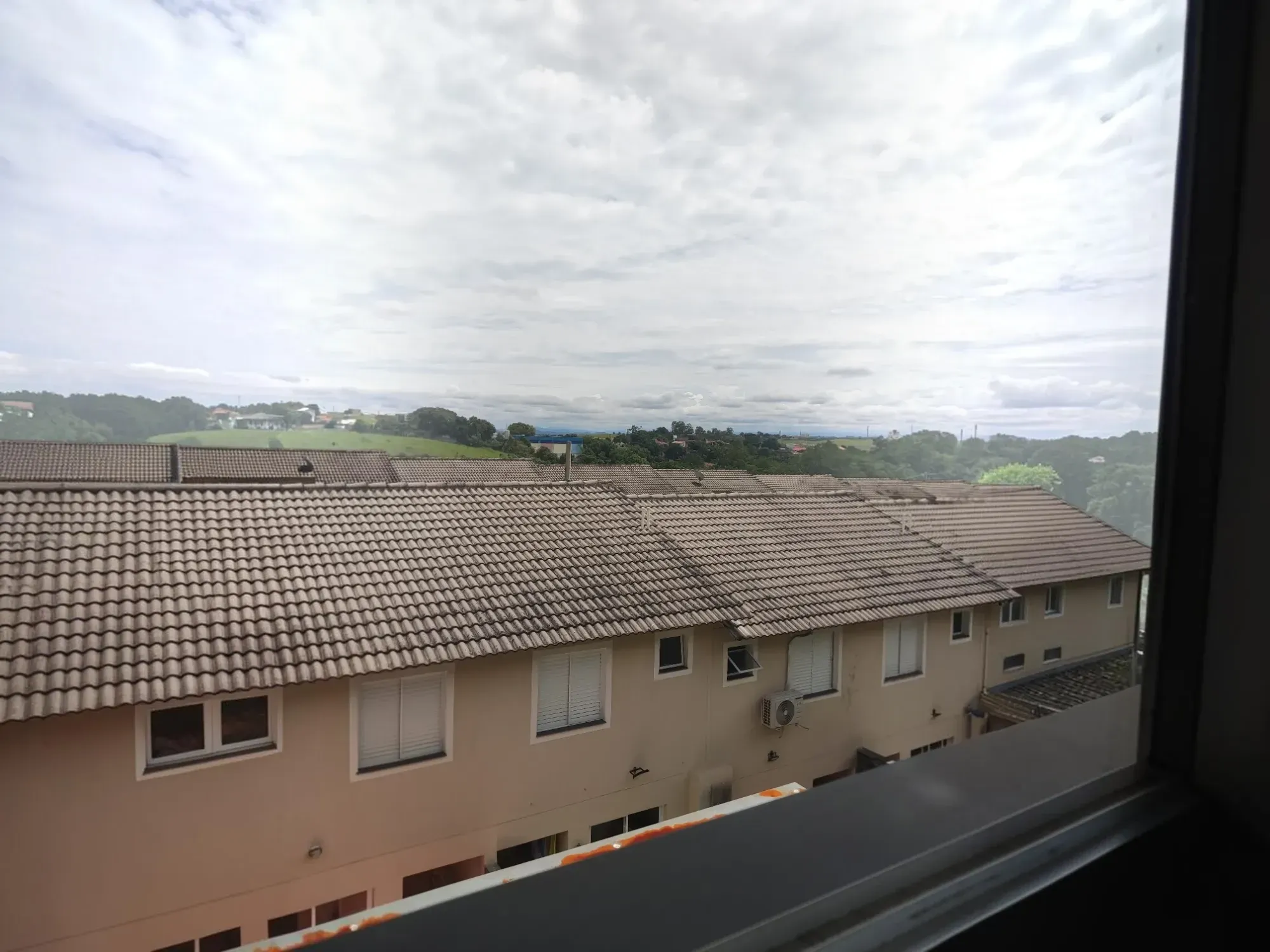 Imagem Casa de Condomínio com 2 Quartos para Alugar, 57,33 m² em Jardim Colônia - Jacareí