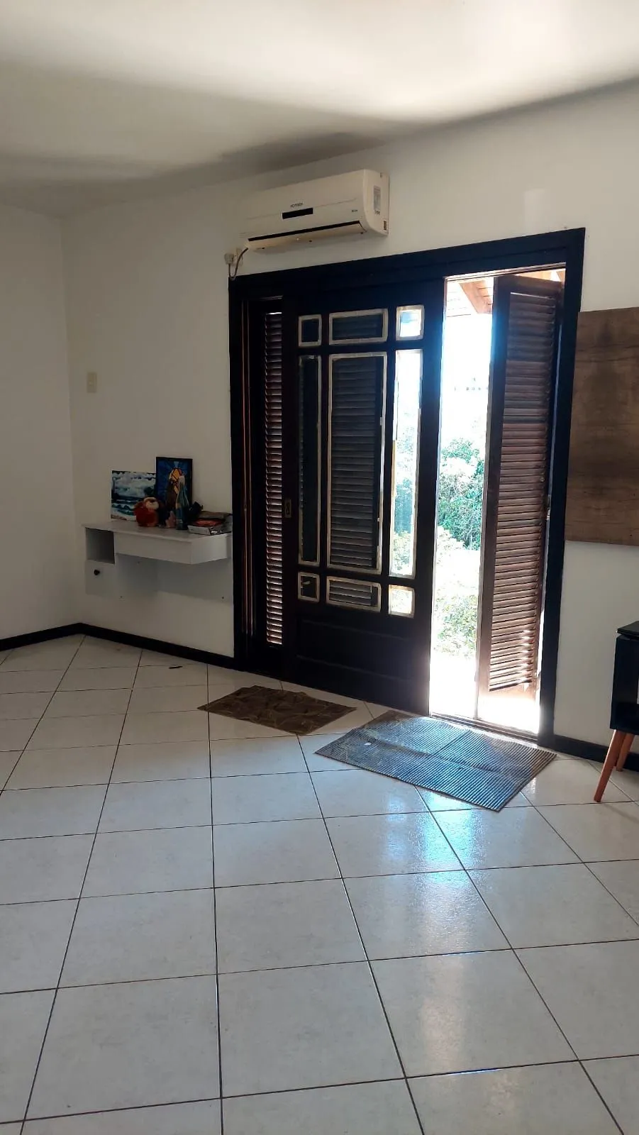 Imagem Casa no bairro Vila Nova - 4 dormitórios, Sendo 1 Suíte