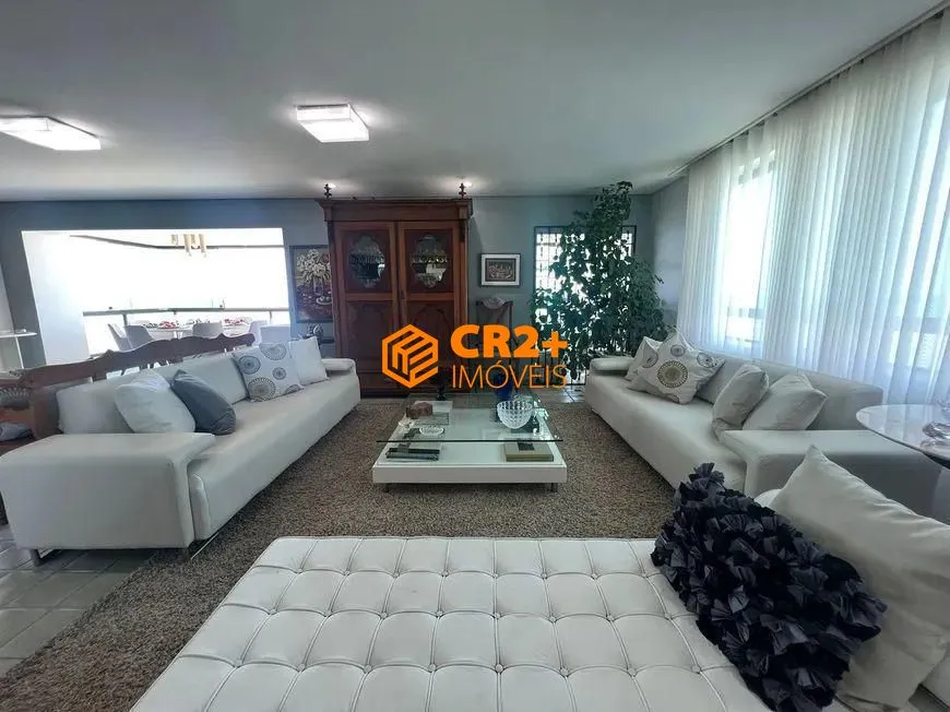 Imagem Apartamento a Beira Mar de piedade com 330M². Finamente decorado.
