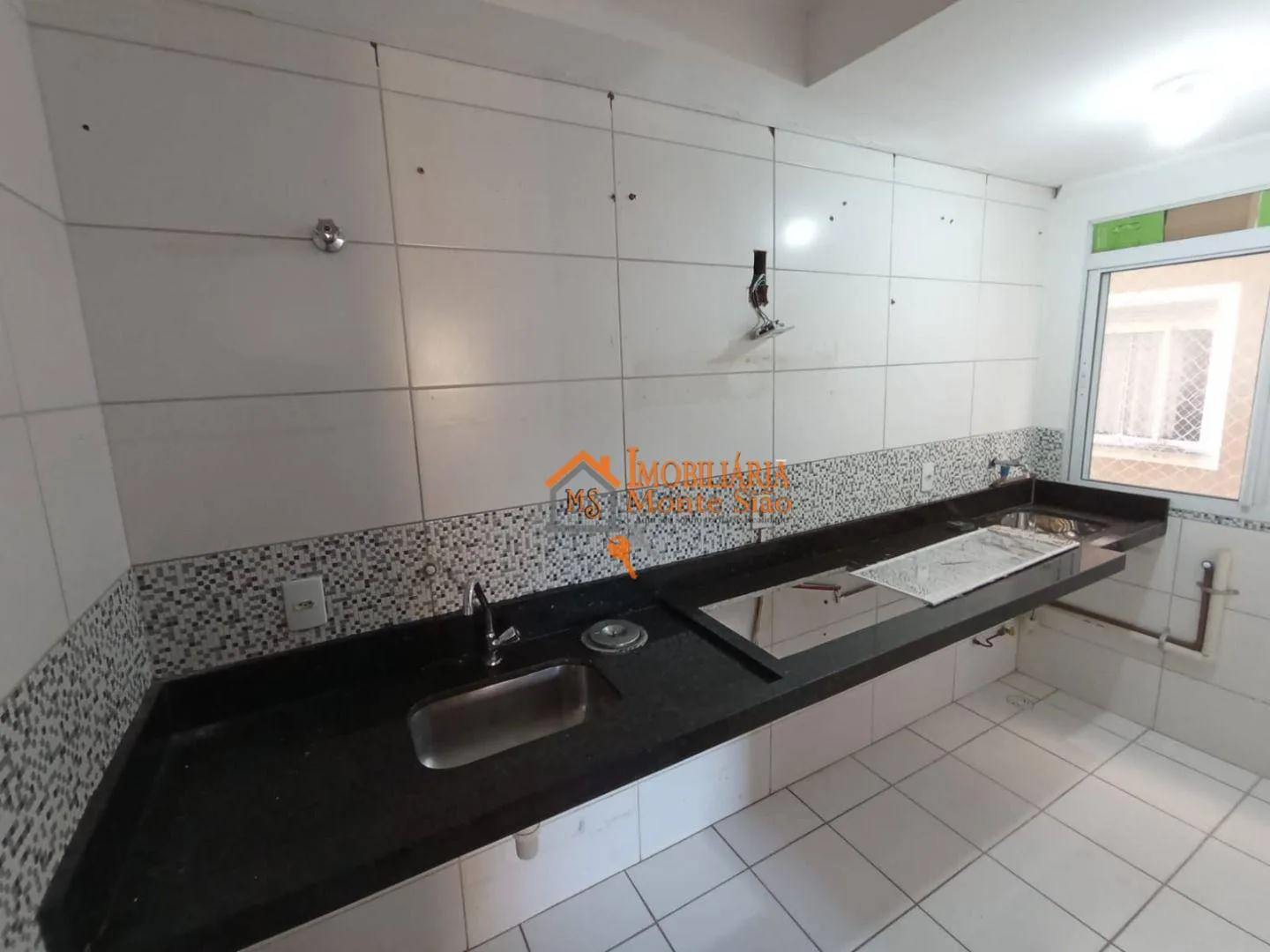 Imagem Apartamento com 2 dormitórios à venda, 43 m² por R$ 300.000,00 - Parque Primavera - Guarulhos/SP