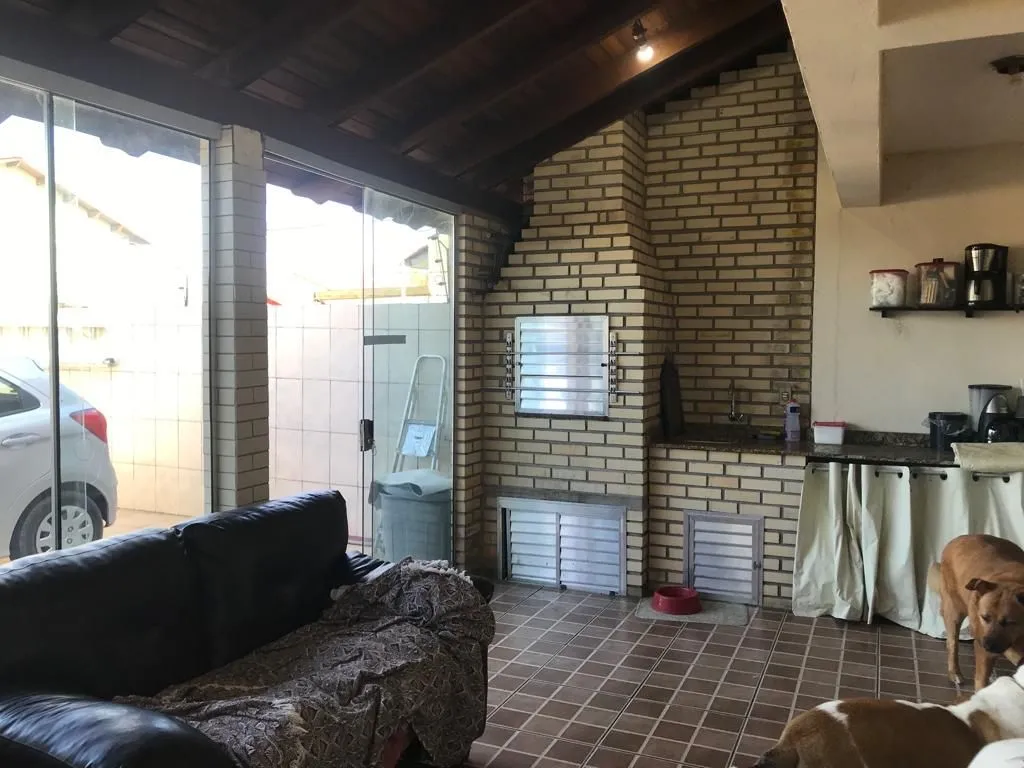 Imagem Sobrado semi mobiliado de 3 dormitorios sendo uma suite no bairro Hipica