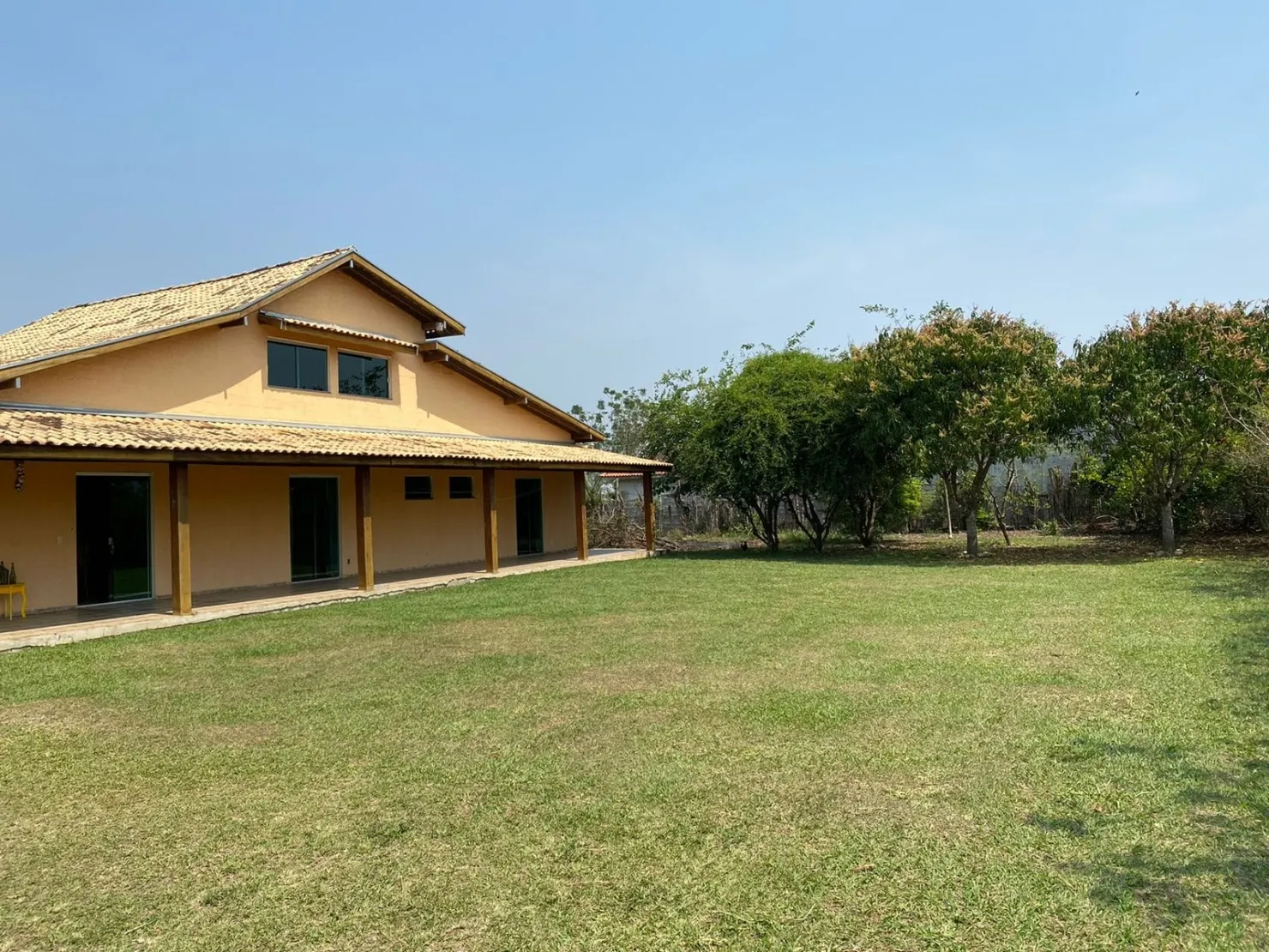 Imagem Chácara à venda 3 Quartos, 2 Suites, 11 Vagas, 2000M², Mandú, Pindamonhangaba - SP