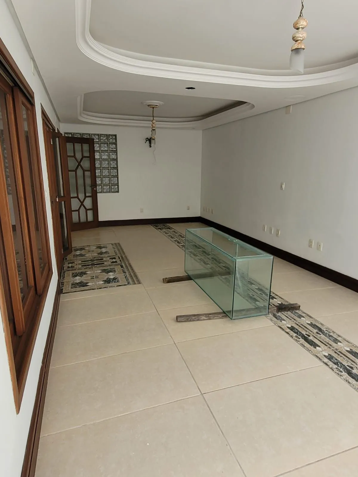 Imagem Casa no bairro Ipanema com 291 m² de área privativa e 8 garagens