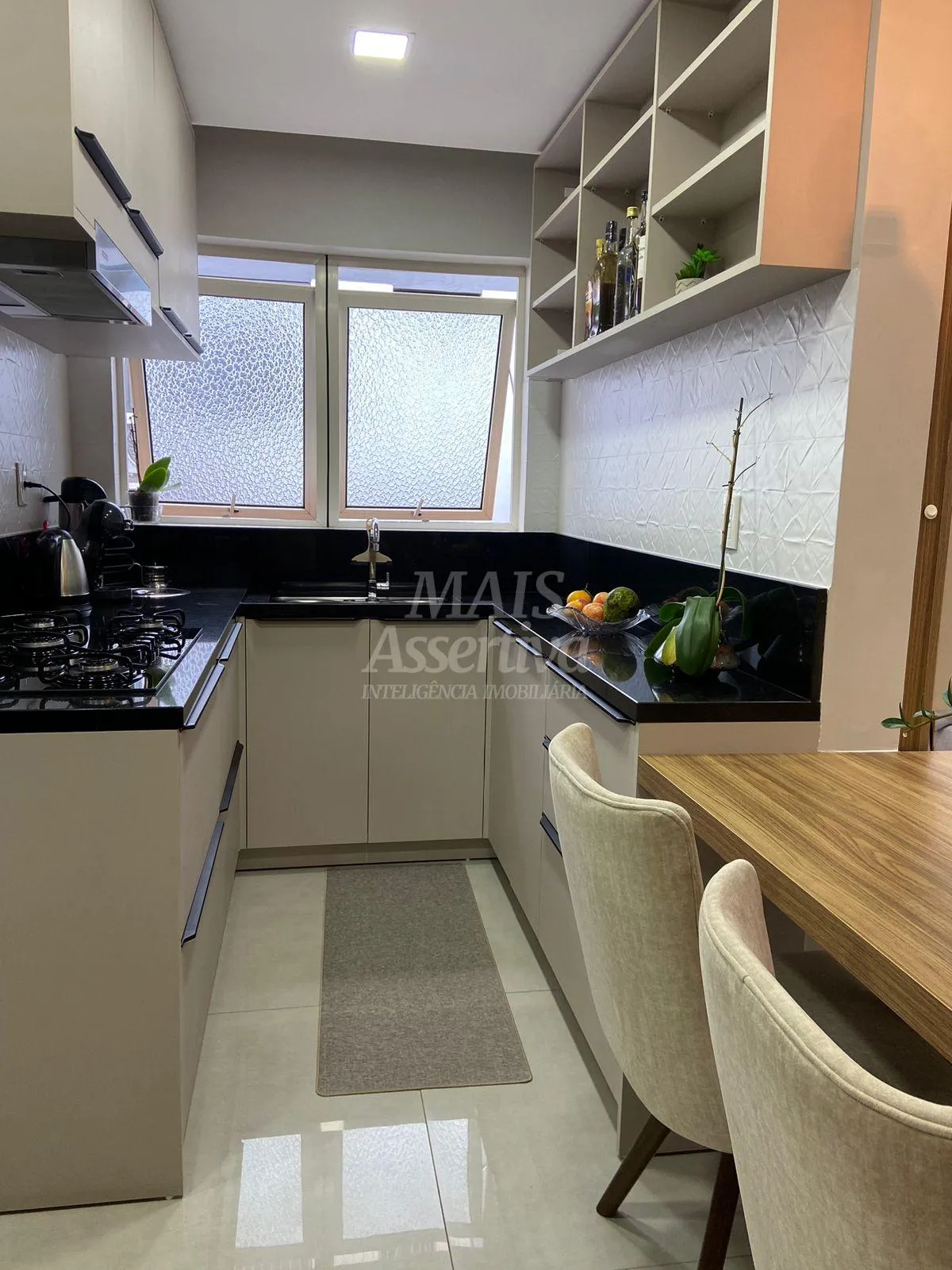 Imagem Excelente Apartamento semimobiliado em bairro nobre na Cidade de Novo Hamburgo