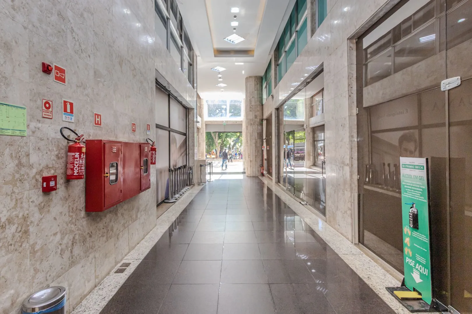 Imagem Ótima e ampla sala comercial